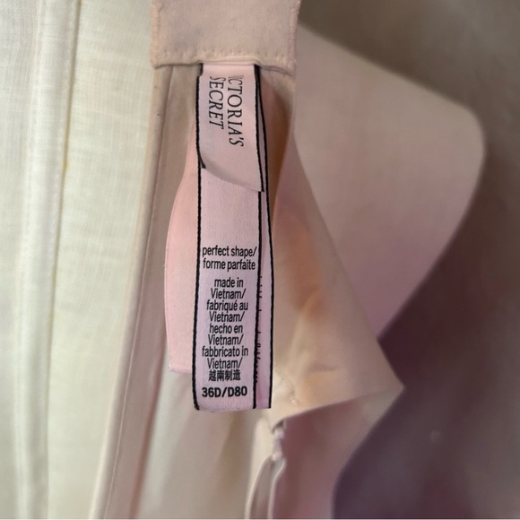 Seamless Nude Bra Victoria’s Secret perfect shape 36D no underwire - Picture 5 of 5